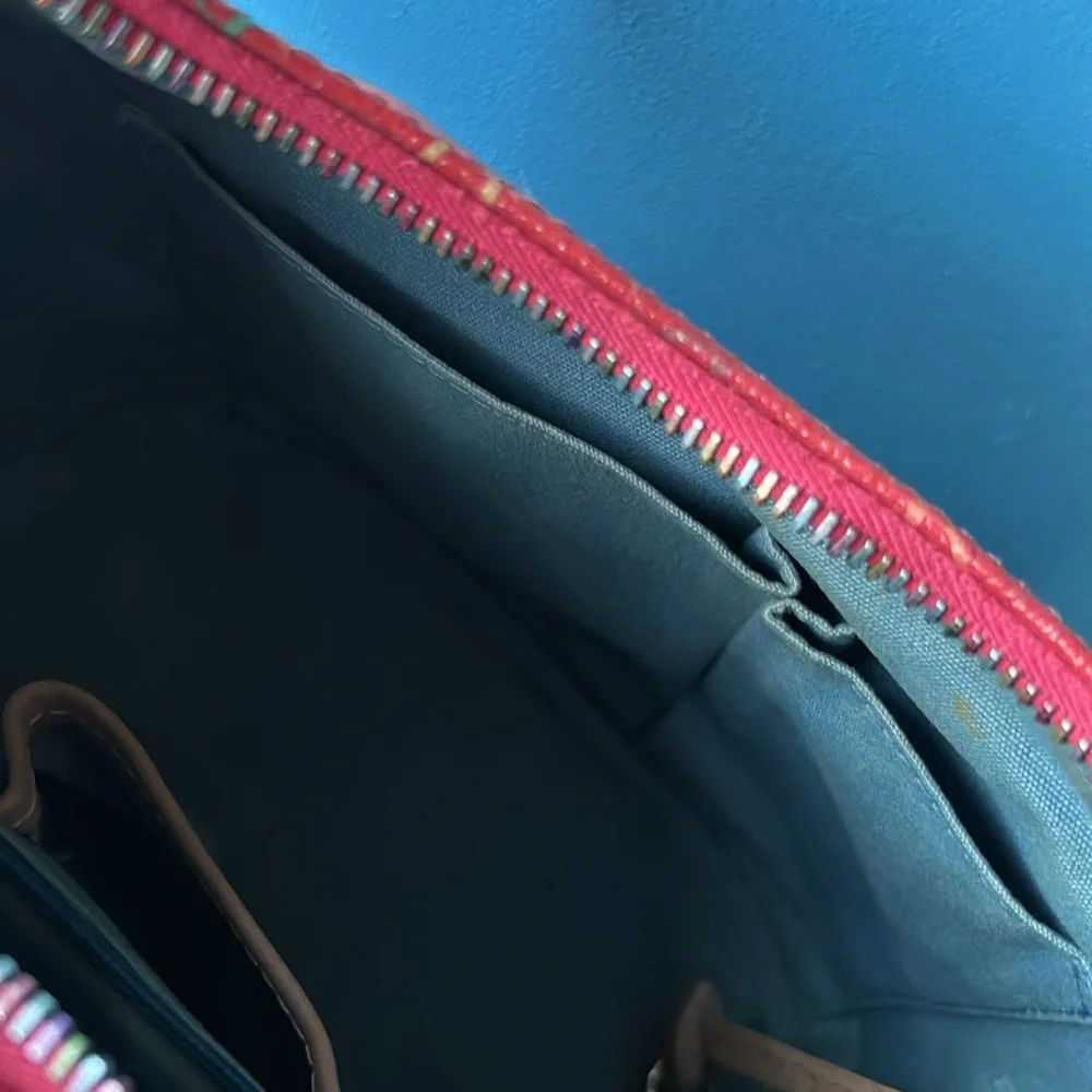 DOONEY & BOURKE, Rainbow Zipper With Metal Tag to Match!!!! - Picture 13 of 13